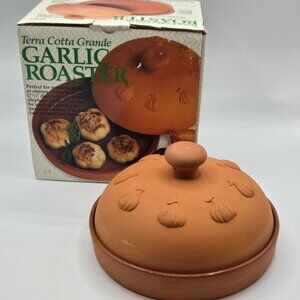 Vintage Terra Cotta Garlic Roaster with Lid — Clay Oven Pot, Rustic Kitchenware